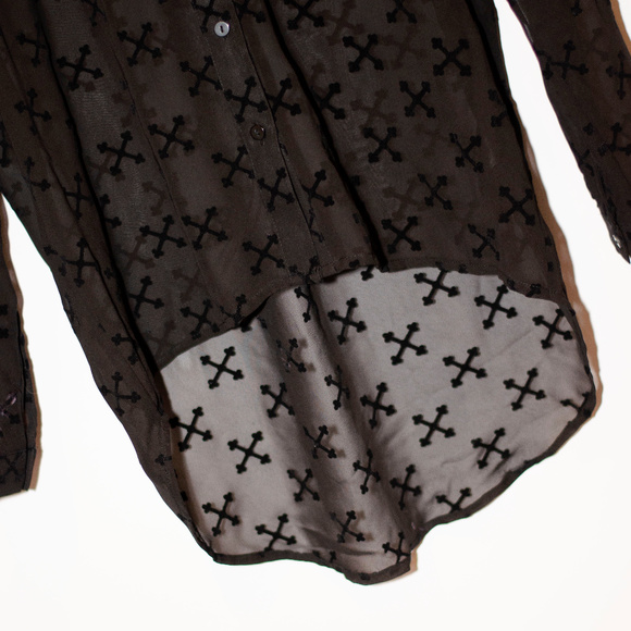 Divided H&M Sheer black blouse with Cross pattern - Picture 2 of 5